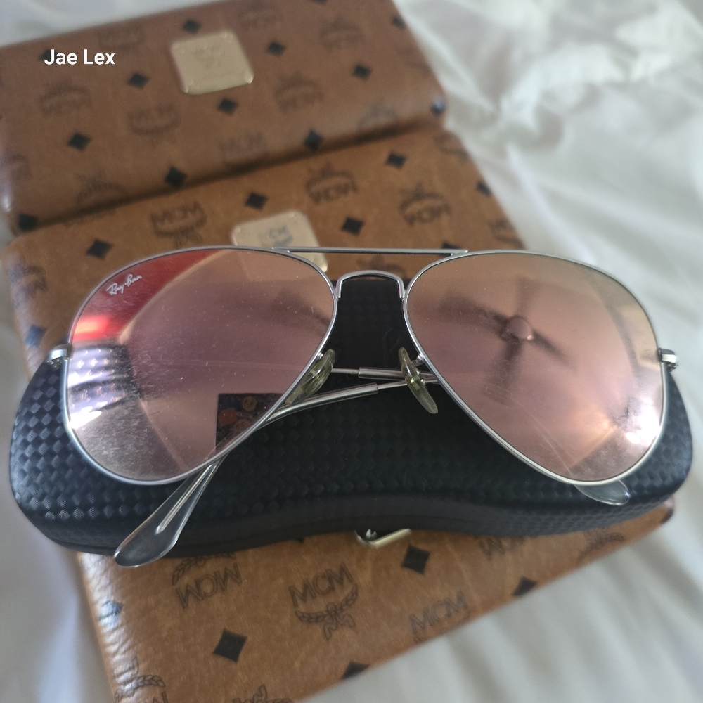 Womans Petite RayBan Avaiator